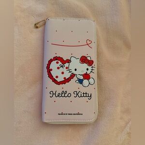 Hello Kitty Heart wallet